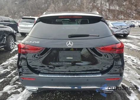 2025 Mercedes-Benz Gla 250 z USA, uszkodzony, nr VIN W1N4N4GB8SJ633501